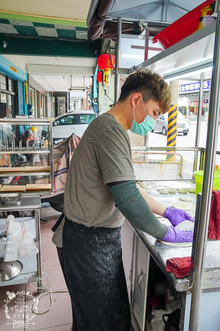 高雄陳記荊州鍋盔(鳳山店)中國北方特有的平民小吃!豬肉+紅糖的怪味超多人喜愛? - 第12張圖 高雄陳記荊州鍋盔(鳳山店)中國北方特有的平民小吃!豬肉+紅糖的怪味超多人喜愛?