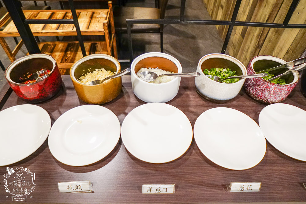 高雄陶公坊火鍋吃到飽(五福店)499元7種肉肉吃到飽!兩人同行贈送霸氣海鮮盤! - 第3張圖 高雄陶公坊火鍋吃到飽(五福店)499元7種肉肉吃到飽!兩人同行贈送霸氣海鮮盤!