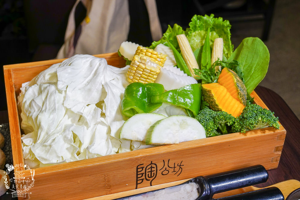 高雄陶公坊火鍋吃到飽(五福店)499元7種肉肉吃到飽!兩人同行贈送霸氣海鮮盤! - 第30張圖 高雄陶公坊火鍋吃到飽(五福店)499元7種肉肉吃到飽!兩人同行贈送霸氣海鮮盤!