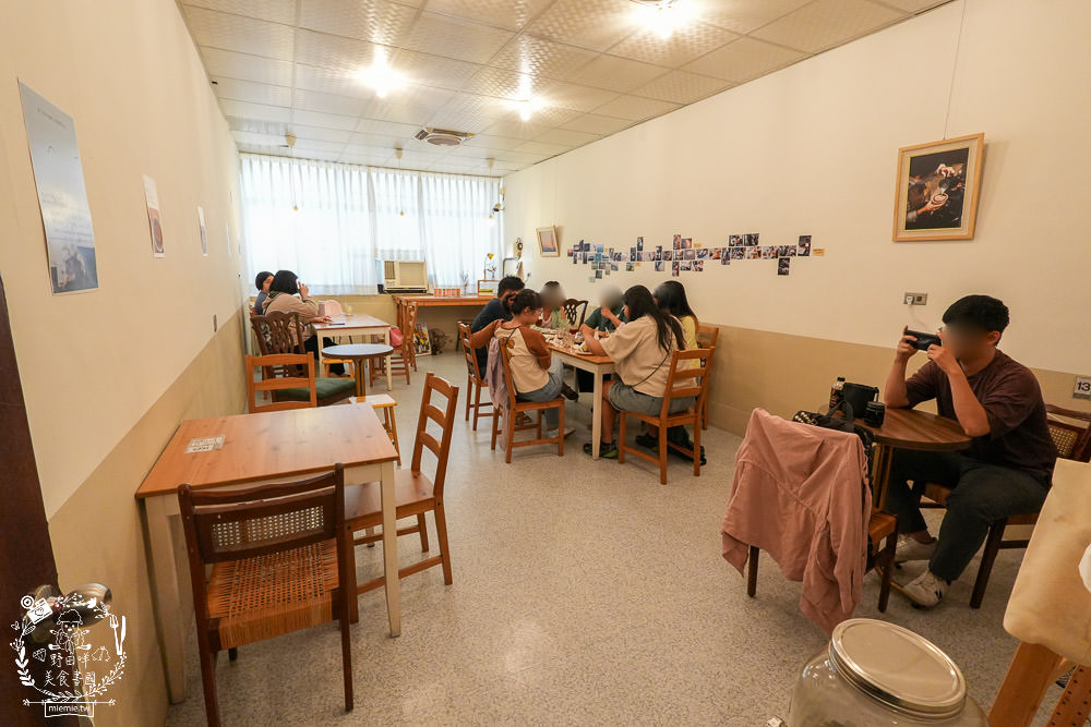 屏東咖啡店推薦[雁行咖啡館]隱藏在屏東市區的老宅咖啡店!堅持每支豆子都要手工挑豆!