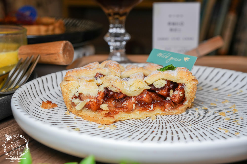 屏東咖啡店推薦[雁行咖啡館]隱藏在屏東市區的老宅咖啡店!堅持每支豆子都要手工挑豆!