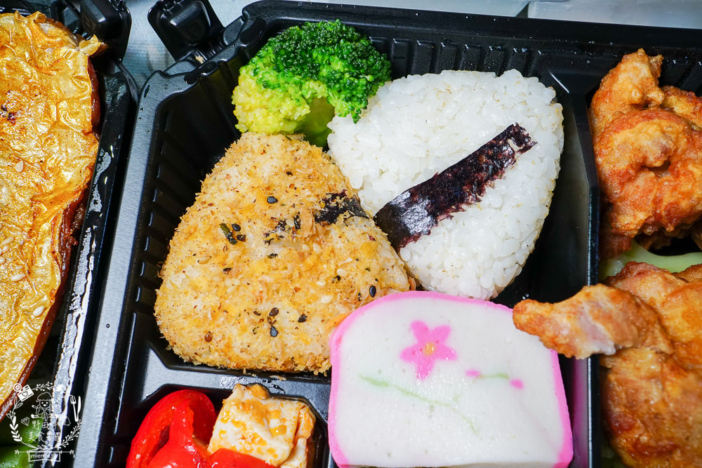 高雄雅米廚房Yummy Kitchen開賣兩小時就完售的健康餐盒!顛覆大眾對健康餐的想像!