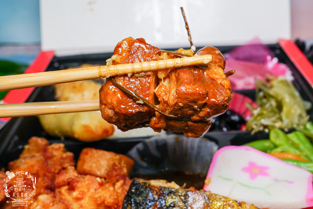 高雄雅米廚房Yummy Kitchen開賣兩小時就完售的健康餐盒!顛覆大眾對健康餐的想像!