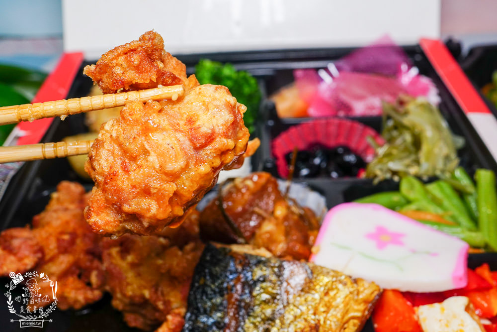 高雄雅米廚房Yummy Kitchen開賣兩小時就完售的健康餐盒!顛覆大眾對健康餐的想像!