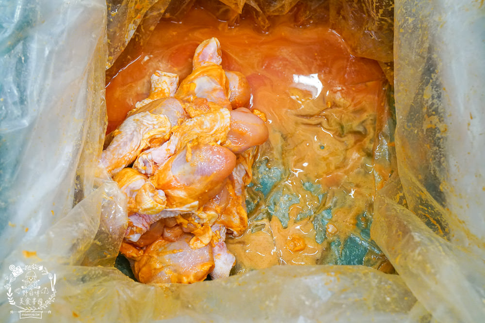 高雄[雞讚炸雞腿文橫店]CP值爆高炸雞腿居然只要25元?外皮鹹香酥脆雞肉超多汁?