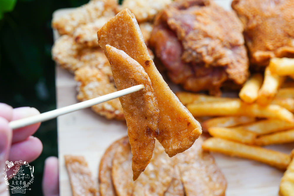 高雄[雞讚炸雞腿文橫店]CP值爆高炸雞腿居然只要25元?外皮鹹香酥脆雞肉超多汁?