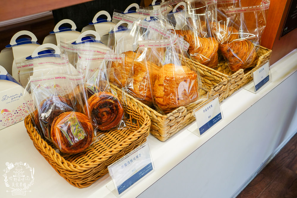 雷昂甜點烘焙工坊|高雄隱藏在巷弄的高級法式甜點!號稱零負評的舒芙蕾乳酪蛋糕人氣必吃?