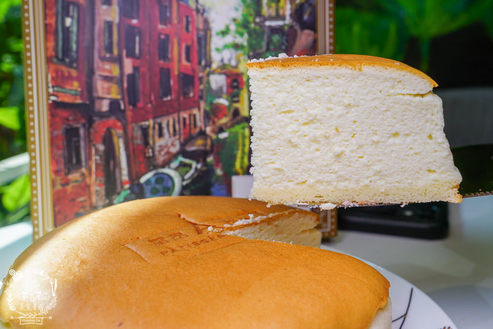 雷昂甜點烘焙工坊|高雄隱藏在巷弄的高級法式甜點!號稱零負評的舒芙蕾乳酪蛋糕人氣必吃?