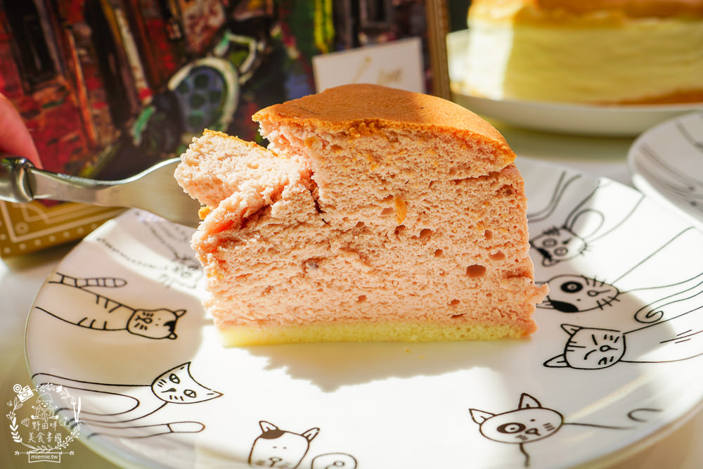 雷昂甜點烘焙工坊|高雄隱藏在巷弄的高級法式甜點!號稱零負評的舒芙蕾乳酪蛋糕人氣必吃?