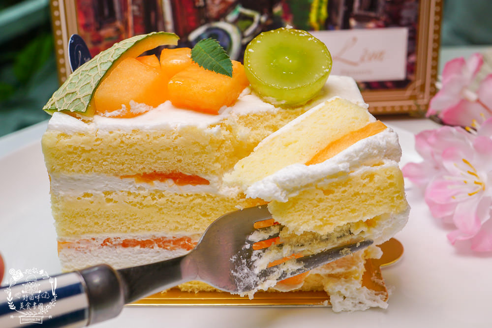 雷昂甜點烘焙工坊|高雄隱藏在巷弄的高級法式甜點!號稱零負評的舒芙蕾乳酪蛋糕人氣必吃?