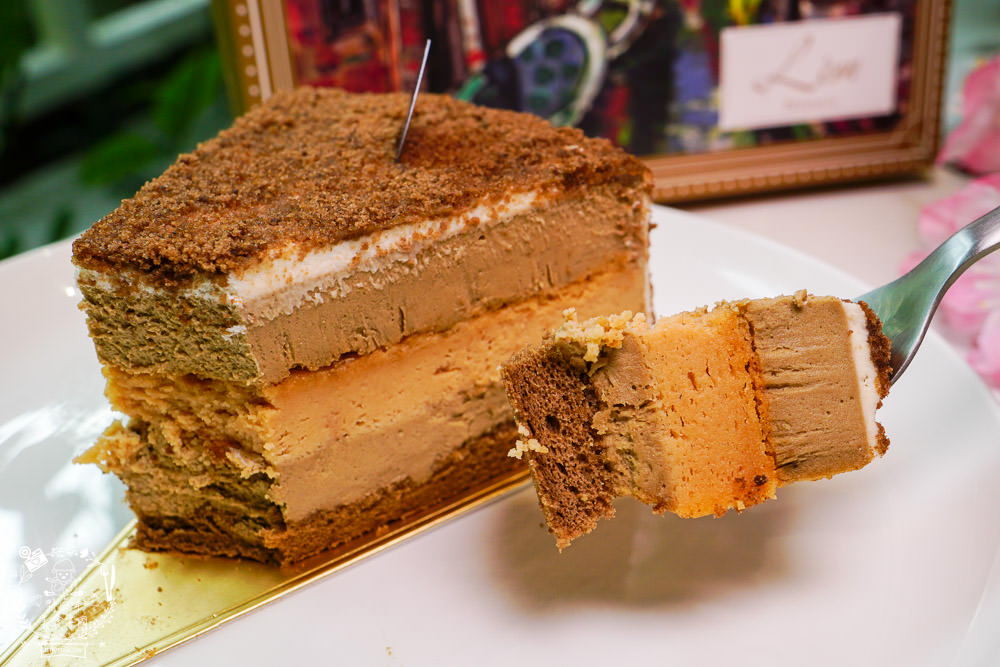 雷昂甜點烘焙工坊|高雄隱藏在巷弄的高級法式甜點!號稱零負評的舒芙蕾乳酪蛋糕人氣必吃?