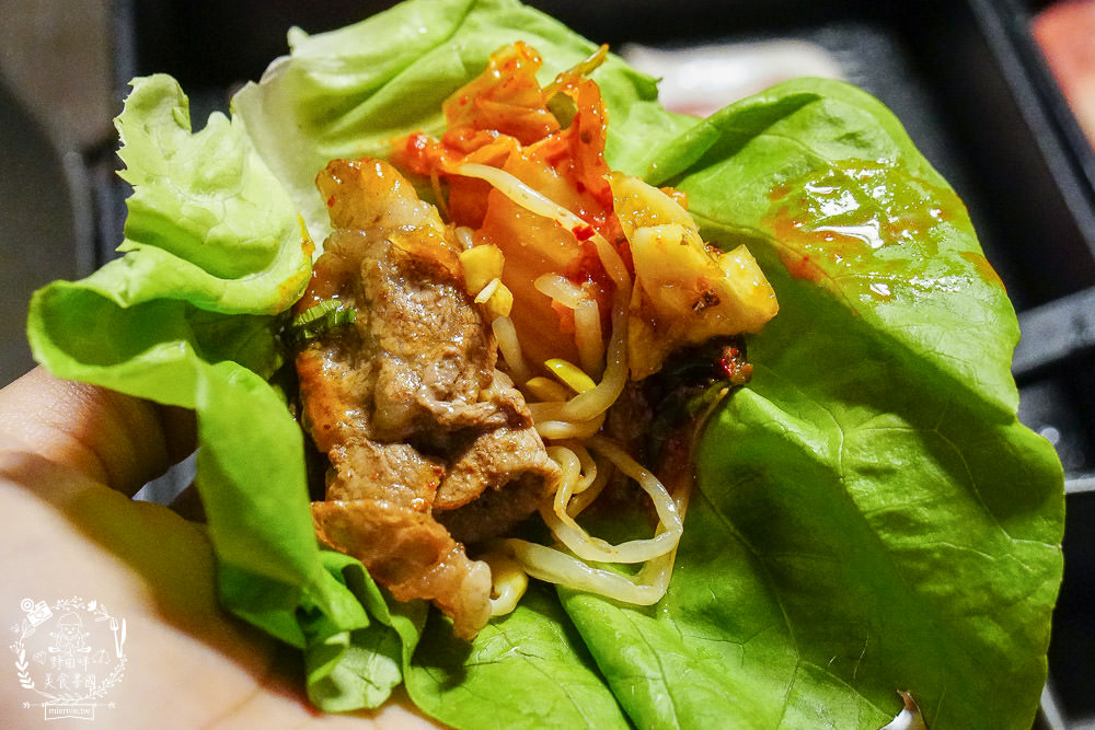 高雄韓八韓日燒肉鍋物吃到飽!一間轟動高雄的火烤兩吃吃到飽餐廳!現在最低只要699元?! - 第80張圖 高雄韓八韓日燒肉鍋物吃到飽!一間轟動高雄的火烤兩吃吃到飽餐廳!現在最低只要699元?!