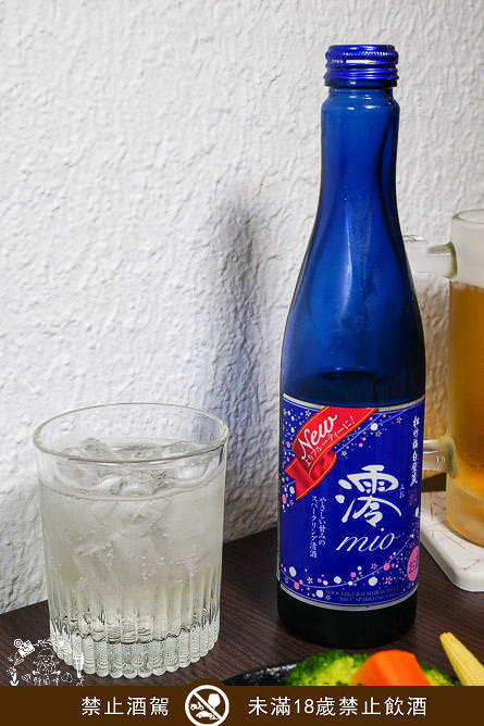 高雄居酒屋[居酒屋頑固老頭]新崛江商圈的療癒系深夜食堂+正統日本廚師料理美食