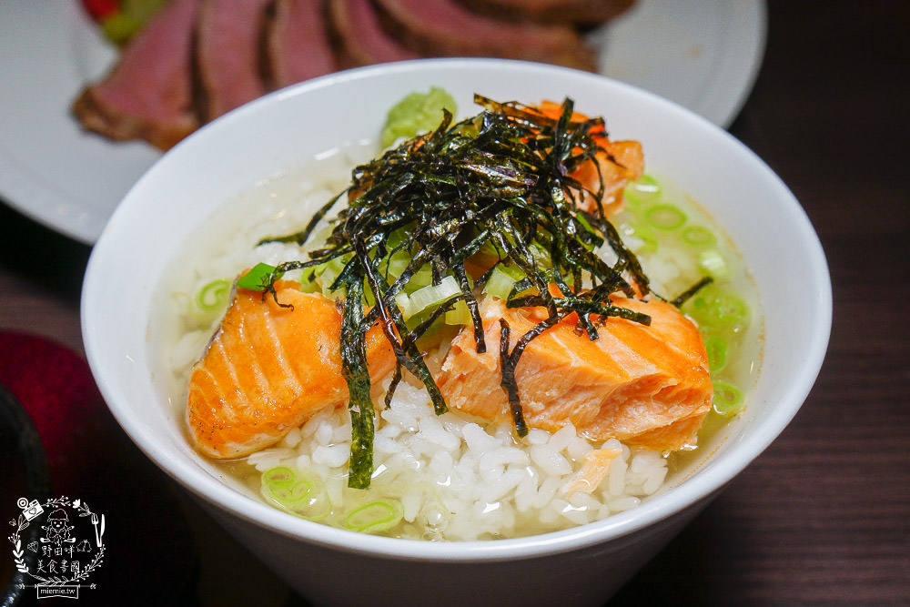 高雄居酒屋[居酒屋頑固老頭]新崛江商圈的療癒系深夜食堂+正統日本廚師料理美食