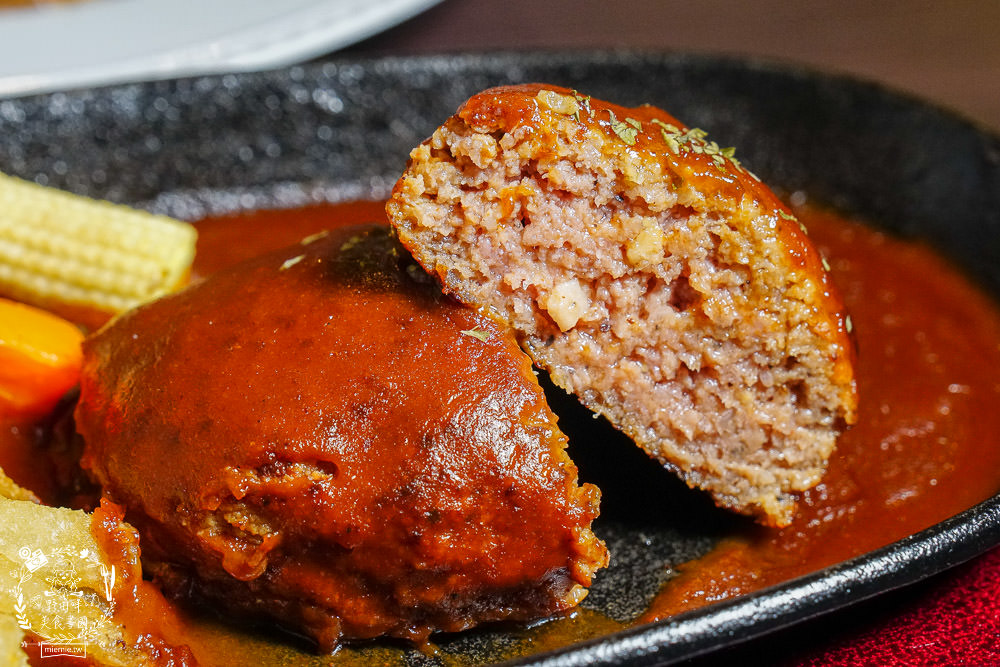 高雄居酒屋[居酒屋頑固老頭]新崛江商圈的療癒系深夜食堂+正統日本廚師料理美食