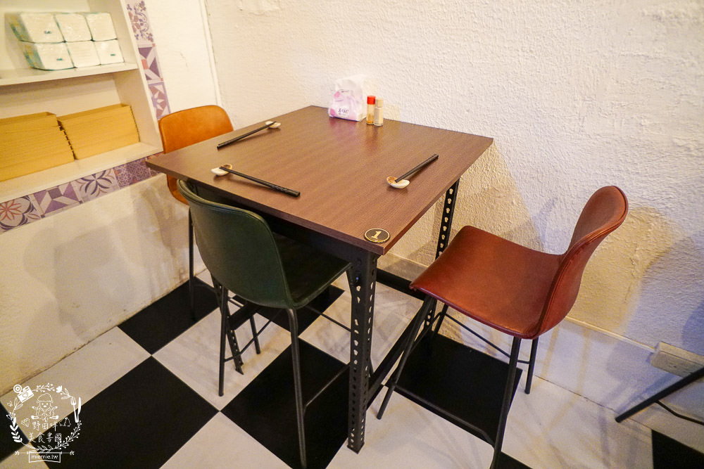 高雄居酒屋[居酒屋頑固老頭]新崛江商圈的療癒系深夜食堂+正統日本廚師料理美食