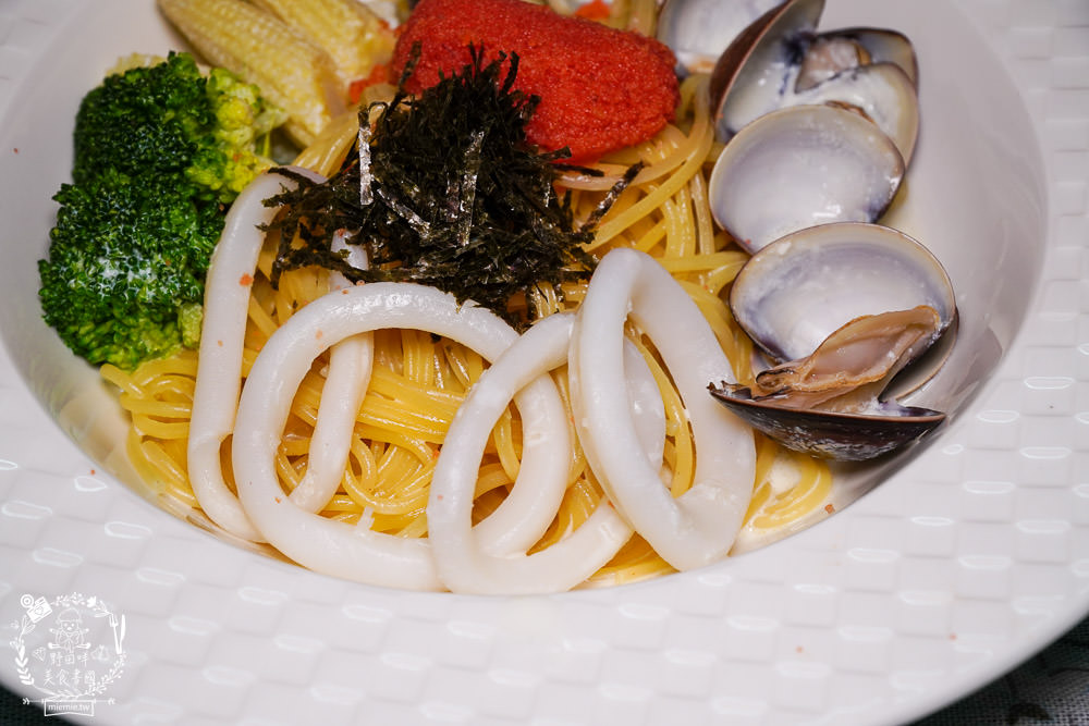 高雄[顥月義式料理]隱藏在市場內的頂級義大利麵店!日本進口的海膽明太子太浮誇了!