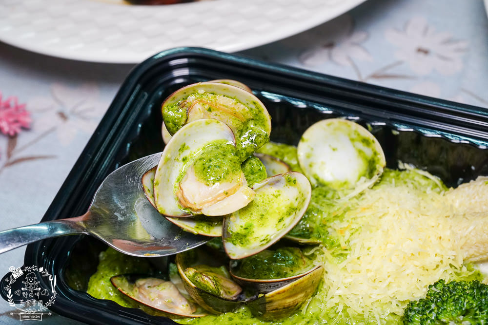 高雄[顥月義式料理]隱藏在市場內的頂級義大利麵店!日本進口的海膽明太子太浮誇了!