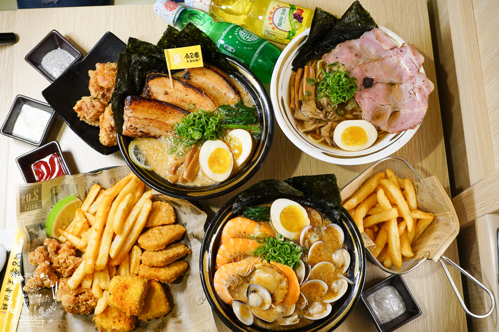 高雄排隊拉麵店[食8番王者拉麵]比日本拉麵更有個性的秘傳家系拉麵│前鎮美食‧高雄拉麵推薦