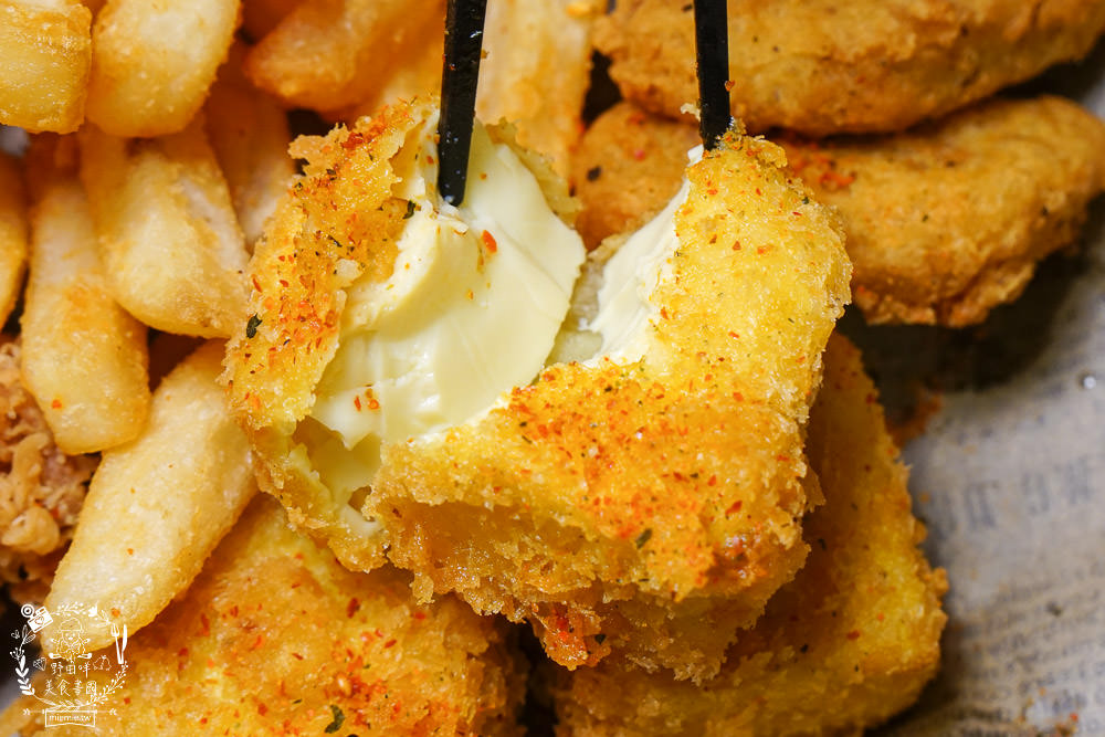 高雄排隊拉麵店[食8番王者拉麵]比日本拉麵更有個性的秘傳家系拉麵│前鎮美食‧高雄拉麵推薦