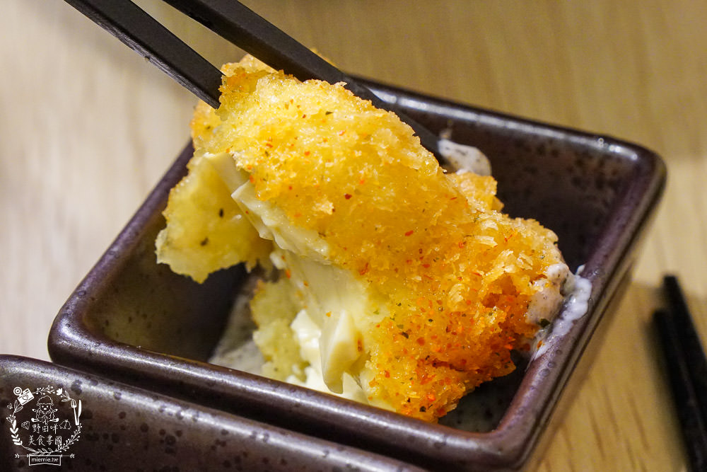 高雄排隊拉麵店[食8番王者拉麵]比日本拉麵更有個性的秘傳家系拉麵│前鎮美食‧高雄拉麵推薦