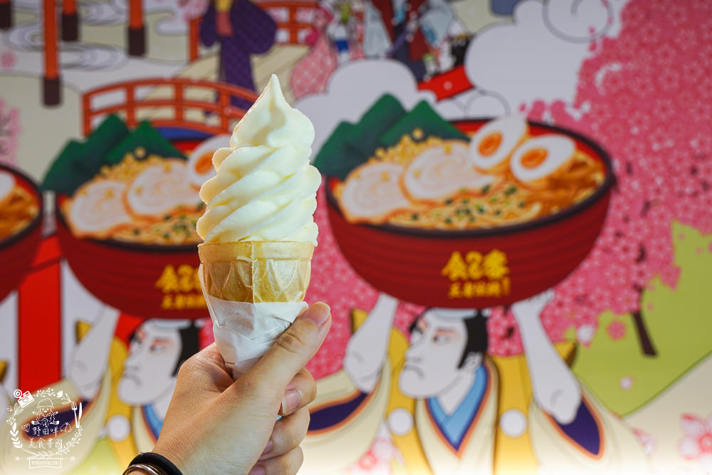 高雄排隊拉麵店[食8番王者拉麵]比日本拉麵更有個性的秘傳家系拉麵│前鎮美食‧高雄拉麵推薦