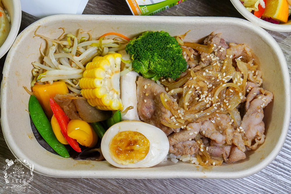 高雄健康餐盒推薦[飯谷健康餐盒]霸氣多種肉食餐盒滿足肉控的味蕾!