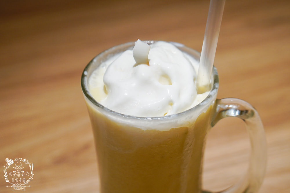 高雄[饗泰多泰式料理]義享天地泰國料理!精緻合菜客製化聚餐推薦!月亮蝦餅超厚實!