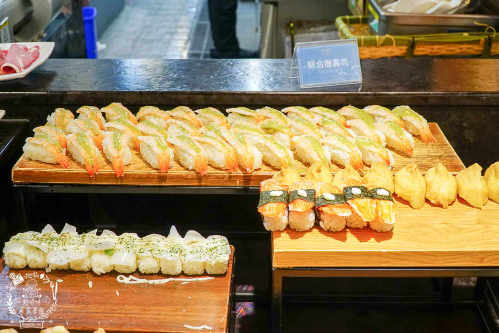 饗麻饗辣火鍋吃到飽夢時代店|高雄麻辣香瀰漫整個停車場的火鍋吃到飽餐廳!澳洲和牛+七股活蝦+螃蟹+雞佛超推薦！