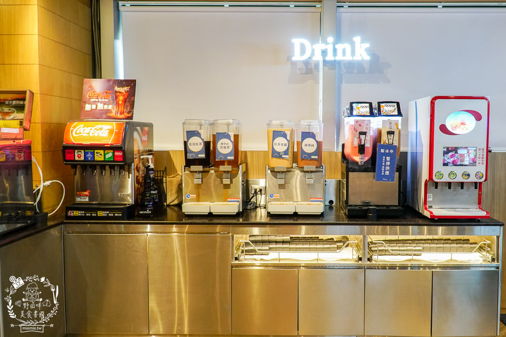 饗麻饗辣火鍋吃到飽夢時代店|高雄麻辣香瀰漫整個停車場的火鍋吃到飽餐廳!澳洲和牛+七股活蝦+螃蟹+雞佛超推薦！