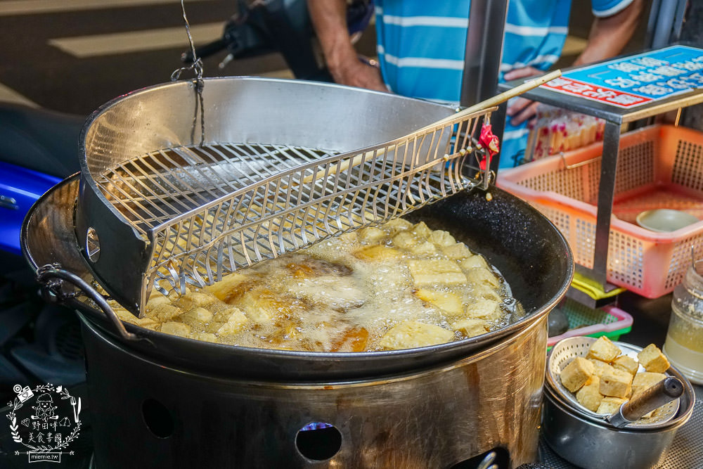香香香臭豆腐|鳳山天公廟附近的人氣臭豆腐!在地人從小吃到大的鳳山臭豆腐! - 第26張圖 香香香臭豆腐|鳳山天公廟附近的人氣臭豆腐!在地人從小吃到大的鳳山臭豆腐!
