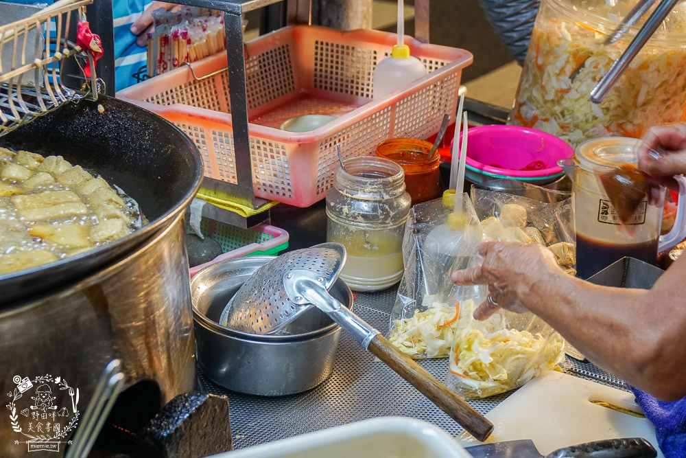 香香香臭豆腐|鳳山天公廟附近的人氣臭豆腐!在地人從小吃到大的鳳山臭豆腐! - 第28張圖 香香香臭豆腐|鳳山天公廟附近的人氣臭豆腐!在地人從小吃到大的鳳山臭豆腐!