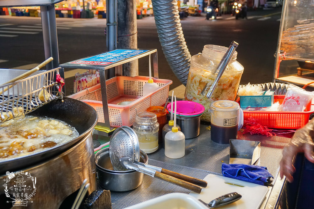 香香香臭豆腐|鳳山天公廟附近的人氣臭豆腐！在地人從小吃到大的鳳山臭豆腐！