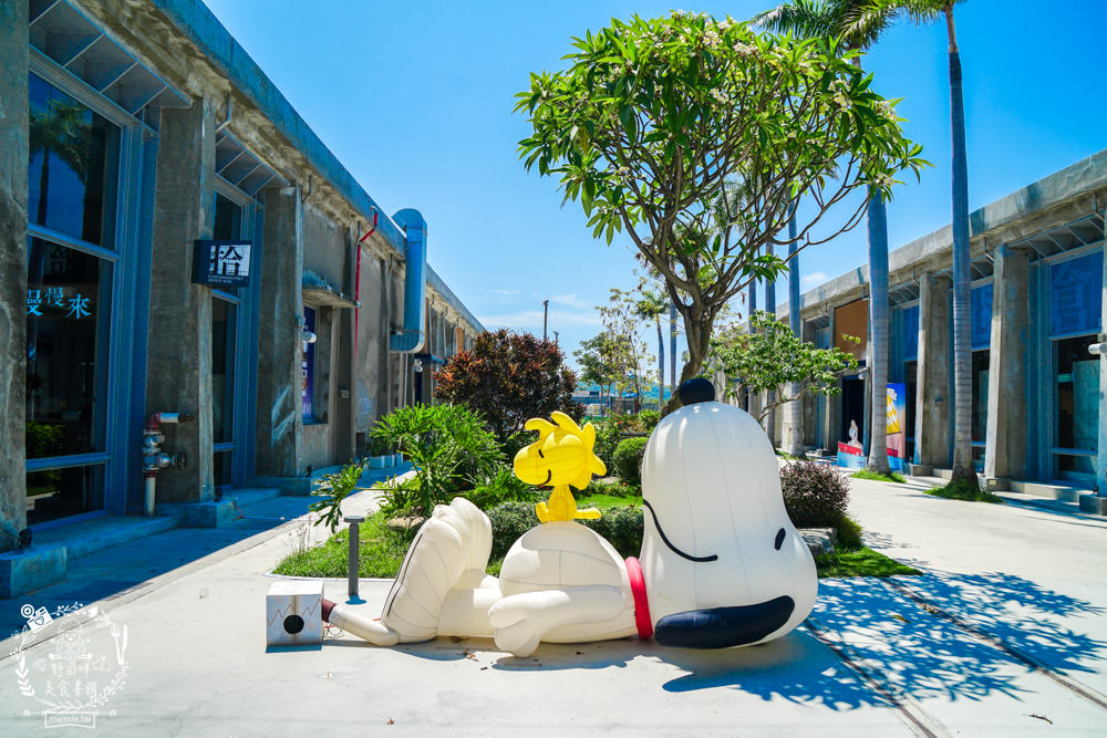 PEANUTS史努比快閃店|3米高的可愛史努比快閃高雄駁二囉!熱門IG打卡的史努比跟查理布朗不能錯過囉！
