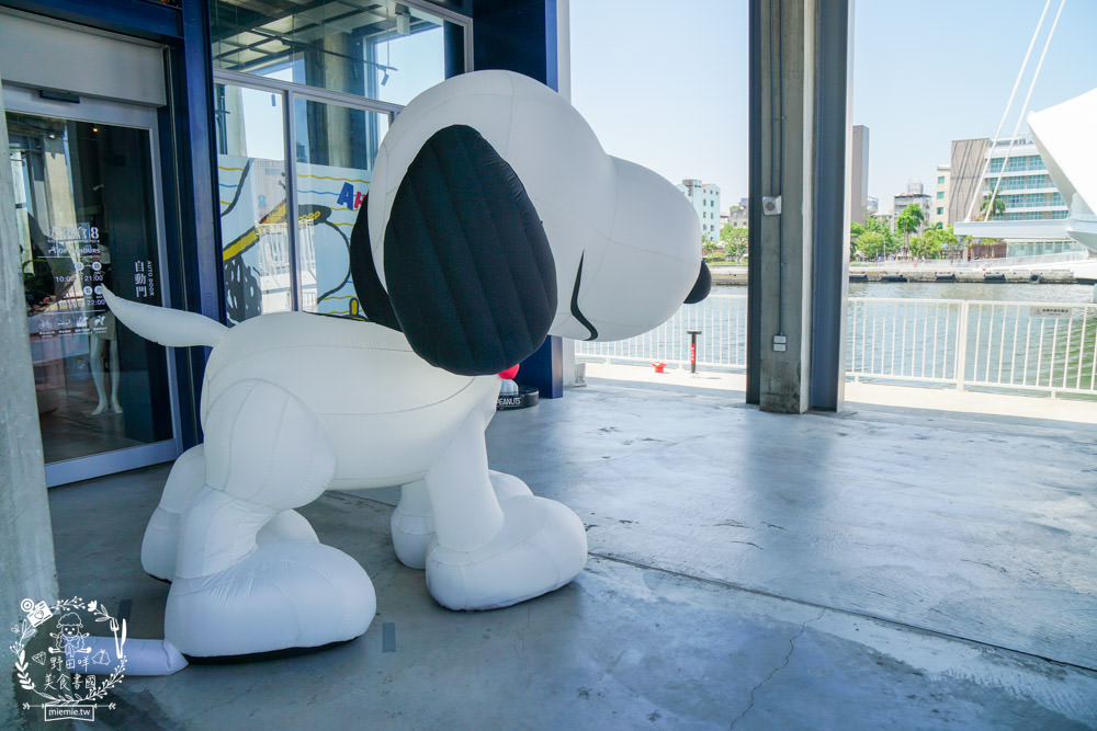 PEANUTS史努比快閃店|3米高的可愛史努比快閃高雄駁二囉!熱門IG打卡的史努比跟查理布朗不能錯過囉！