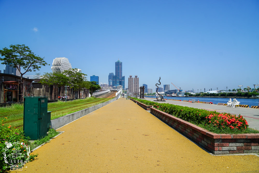 PEANUTS史努比快閃店|3米高的可愛史努比快閃高雄駁二囉!熱門IG打卡的史努比跟查理布朗不能錯過囉！