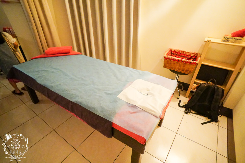 高雄[驛筠珍養身Spa會館五甲店]全身推拿+腳底按摩+泡腳平日居然只要999元?