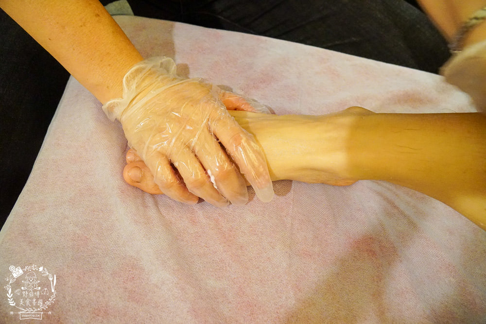 高雄[驛筠珍養身Spa會館五甲店]全身推拿+腳底按摩+泡腳平日居然只要999元?