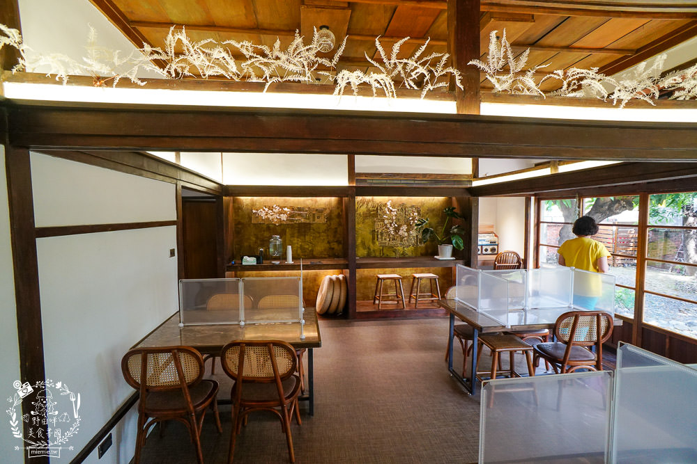 高雄[驢子實驗室]黃埔新村的日式咖啡廳!綠意盎然的療癒美景超愜意!