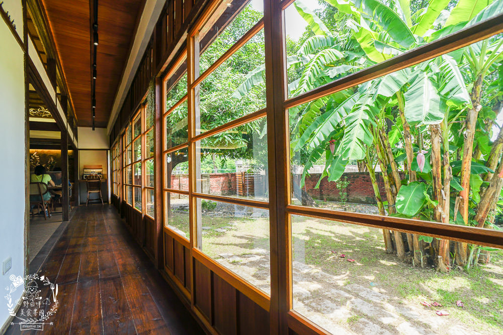 高雄[驢子實驗室]黃埔新村的日式咖啡廳!綠意盎然的療癒美景超愜意!