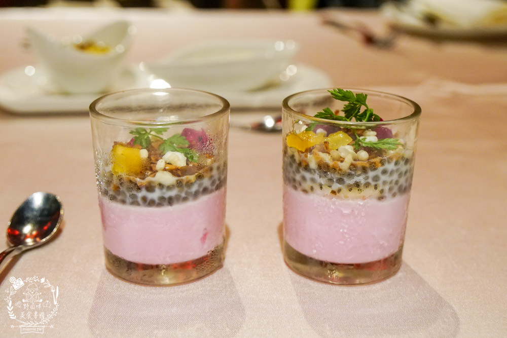 高廬法式餐館|高雄經營20年高貴不貴的法式餐廳!880元就能吃到牛排套餐!高雄情人節生日餐廳推薦!