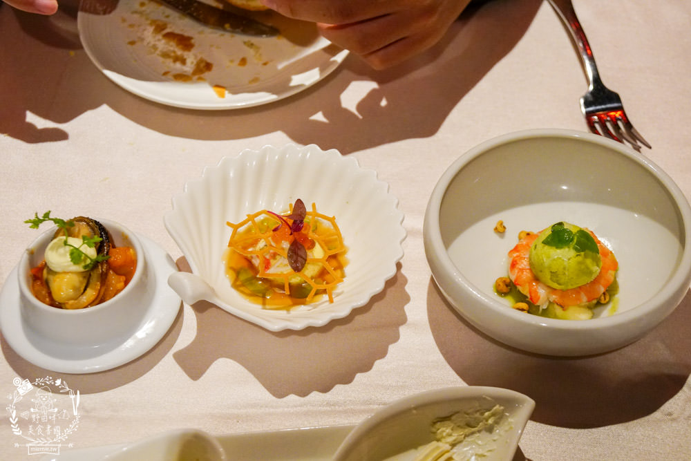 高廬法式餐館|高雄經營20年高貴不貴的法式餐廳!880元就能吃到牛排套餐!高雄情人節生日餐廳推薦!