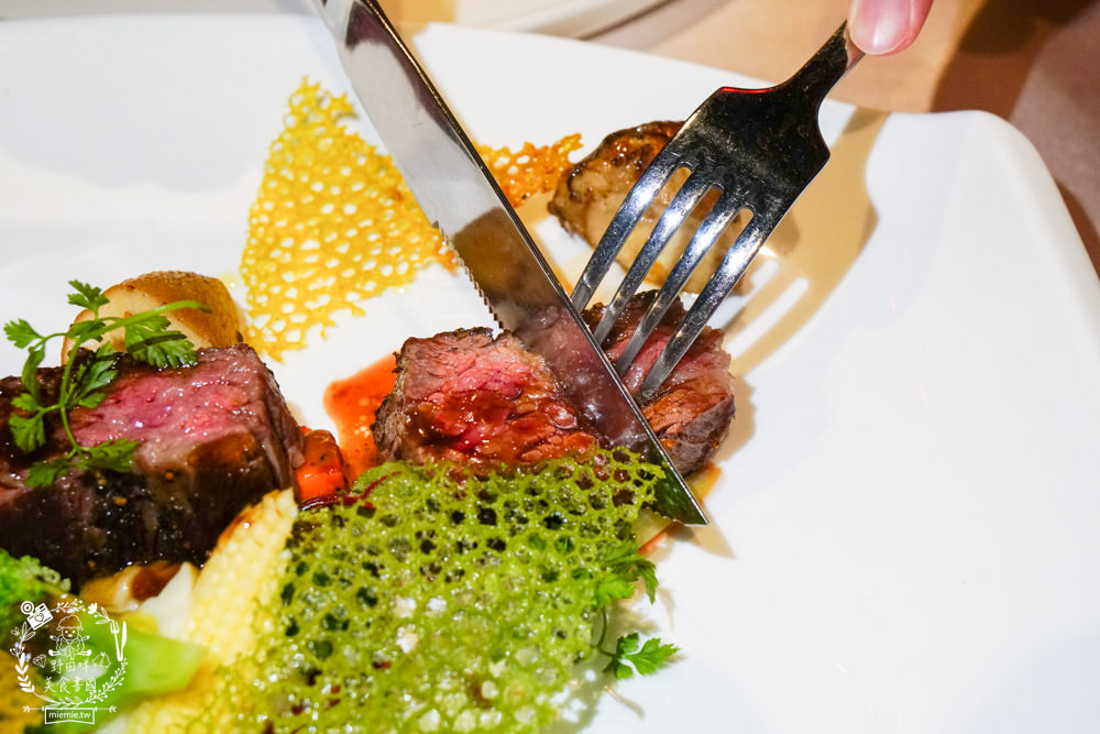 高廬法式餐館|高雄經營20年高貴不貴的法式餐廳!880元就能吃到牛排套餐!高雄情人節生日餐廳推薦!