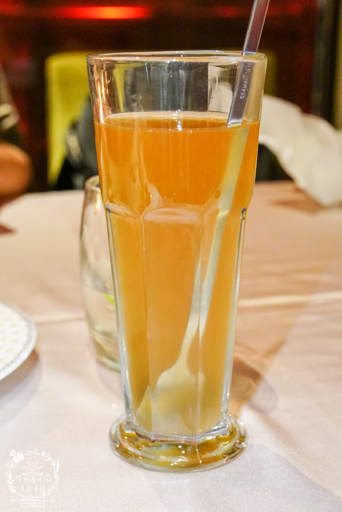 高廬法式餐館|高雄經營20年高貴不貴的法式餐廳!880元就能吃到牛排套餐!高雄情人節生日餐廳推薦!