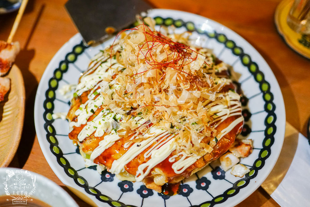高雄[手刀串燒]溫馨別致的超人氣深夜食堂!超多串燒與日式炒麵任君挑選!