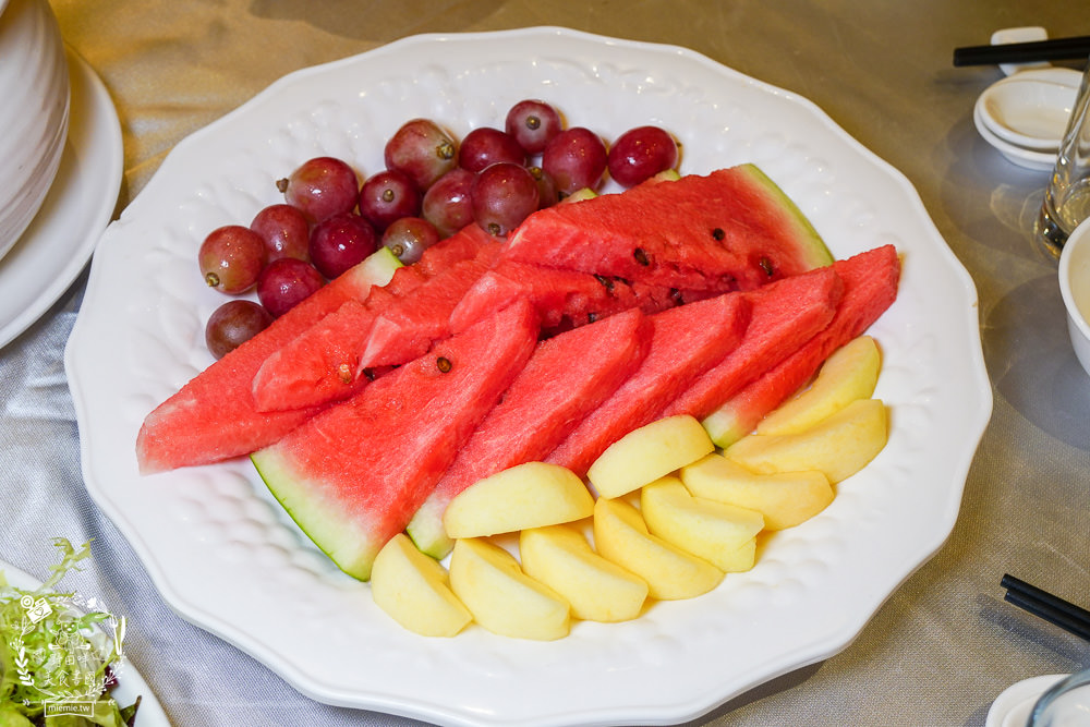 高雄婚宴推薦[聯上大飯店晶綺盛宴博愛館]全新設備的華麗場地+聘請獲獎無數的20年資歷主廚！