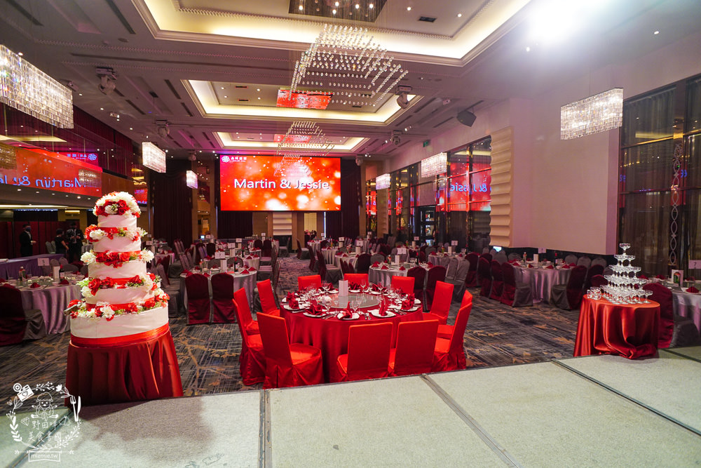高雄婚宴推薦[聯上大飯店晶綺盛宴博愛館]全新設備的華麗場地+聘請獲獎無數的20年資歷主廚！