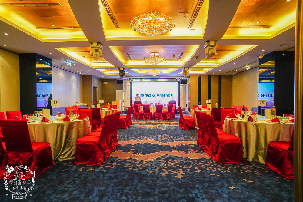 高雄婚宴推薦[聯上大飯店晶綺盛宴博愛館]全新設備的華麗場地+聘請獲獎無數的20年資歷主廚！