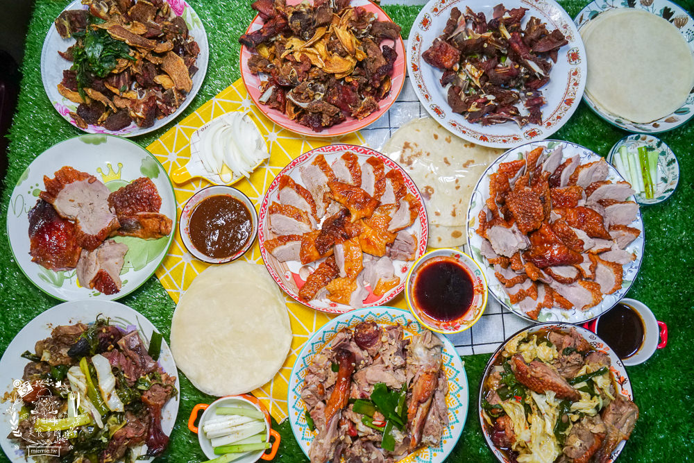 高雄烤鴨推薦!片鴨+炒鴨架+鹽酥鴨超多人氣烤鴨三吃烤鴨兩吃!高雄必吃烤鴨店彙集!鴨肉餅皮各有千秋