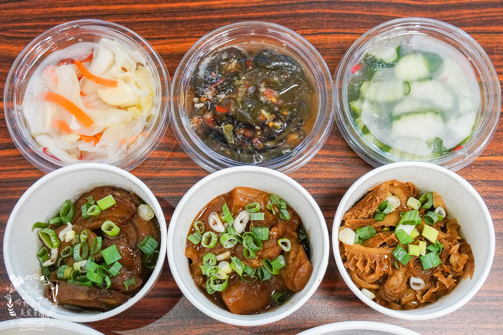 高雄真男饌品疆食堂!聘請新疆廚師製作道地皮帶麵!飽滿水餃一顆抵兩顆? - 第33張圖 高雄真男饌品疆食堂!聘請新疆廚師製作道地皮帶麵!飽滿水餃一顆抵兩顆?